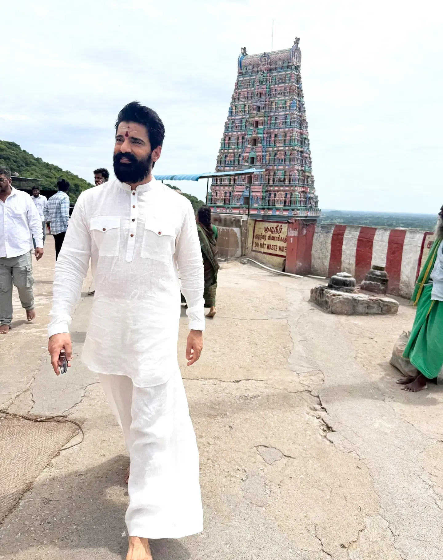 Did Mohit Malik and Shrenu Parikh Seek Divine Blessings at Tiruttani Murugan Temple Before 'Ganesh Kartikey' Show?