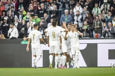 Tabakovic's late strike secures Gladbach's Bundesliga safety, stuns Dortmund