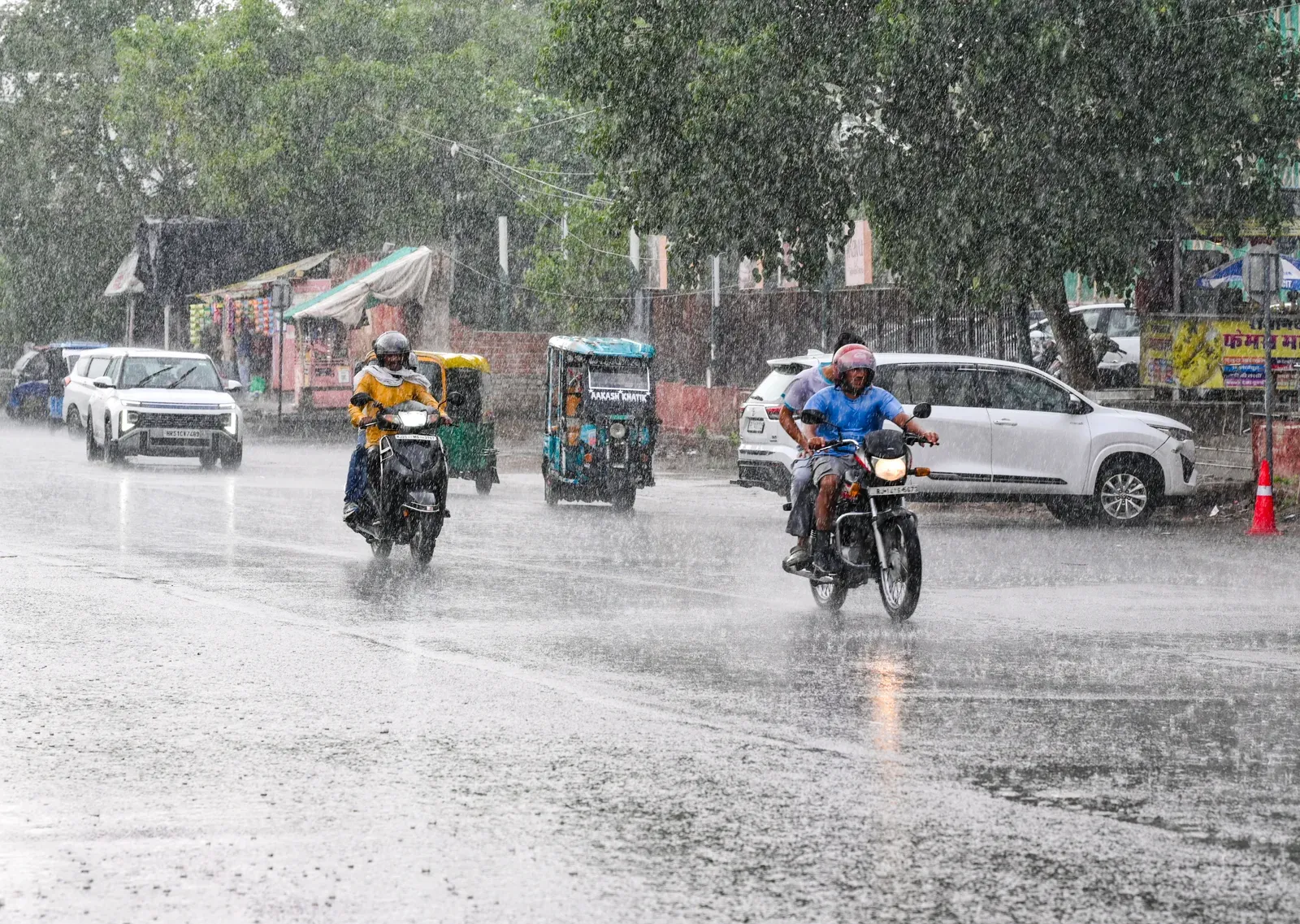 IMD issues heavy rain alert for Rajasthan; 4-day orange warning for 12 districts