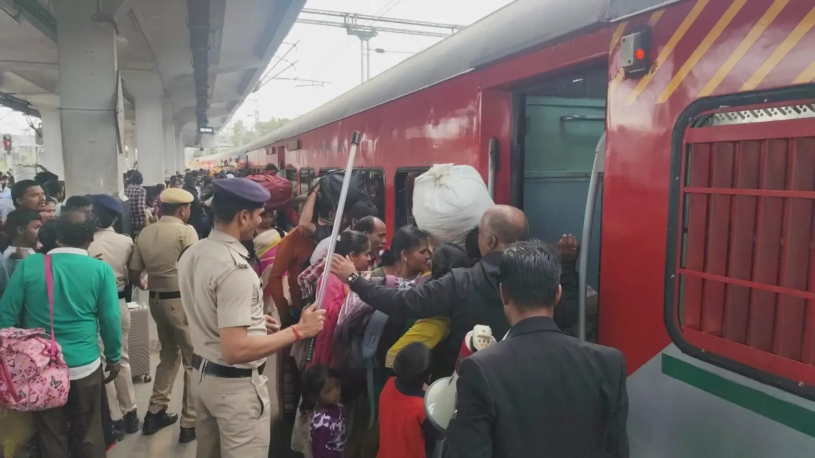 Are More Special Trains Being Launched from Hyderabad for Sankranti Rush?