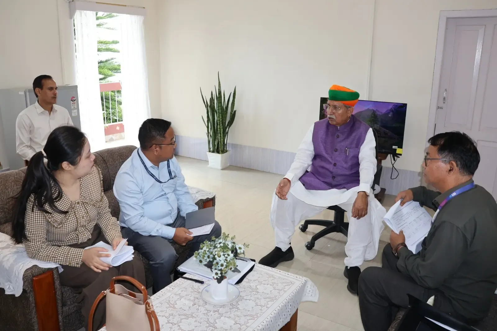 MoS Arjun Ram Meghwal reviews judicial reforms, meets civil society in Mizoram
