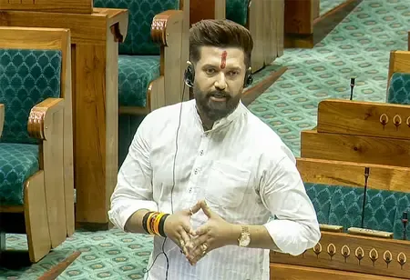 मोतिहारी शराब कांड पर चिराग पासवान बोले: असामाजिक तत्वों के खिलाफ कार्रवाई की आवश्यकता