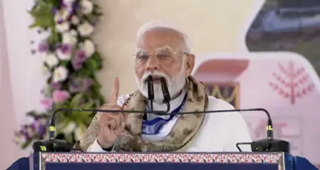 मोतिहारी में विपक्ष पर बरसे पीएम मोदी , कहा- हमें बिहार को इनकी बुरी नीयत से बचाना है 