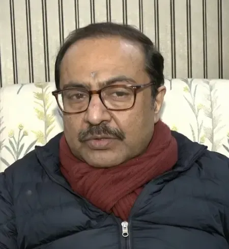 बिहार के मोतिहारी शराब कांड पर विवेक ठाकुर का बयान: राजनीति से दूर रहना चाहिए