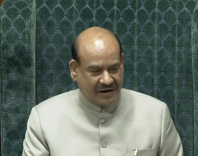 Was the Motion of Thanks on the President's Address Passed in LS During Opposition Protests?