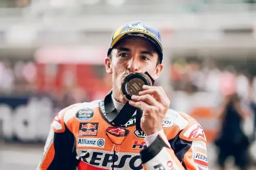 Marc Marquez takes MotoGP Australia 2026 pole with 1.494s margin after Q2 crash