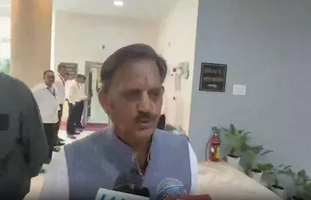 MP tops nation in Ayushman Bharat biometric pre-authorisations, wins NHA award