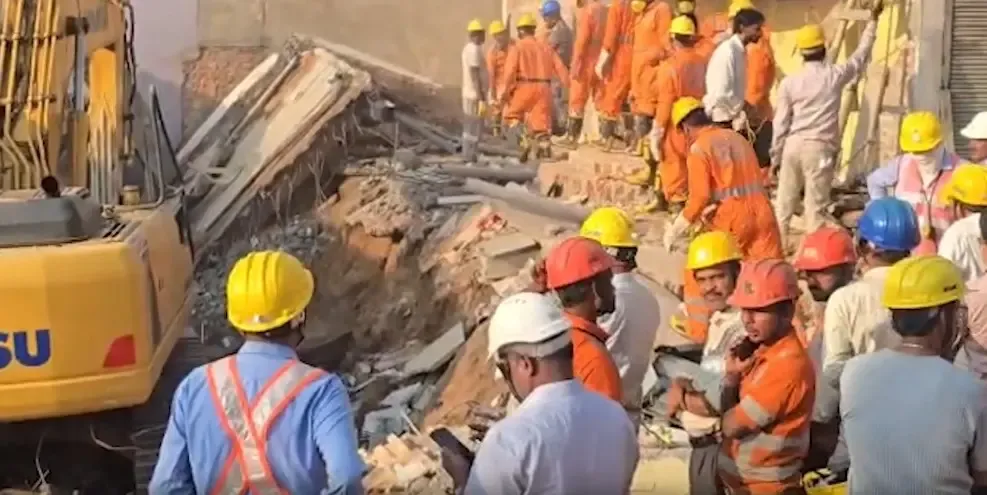 Tragic Building Collapse in Kotma: Death Toll Reaches Three as Rescue Operations Persist