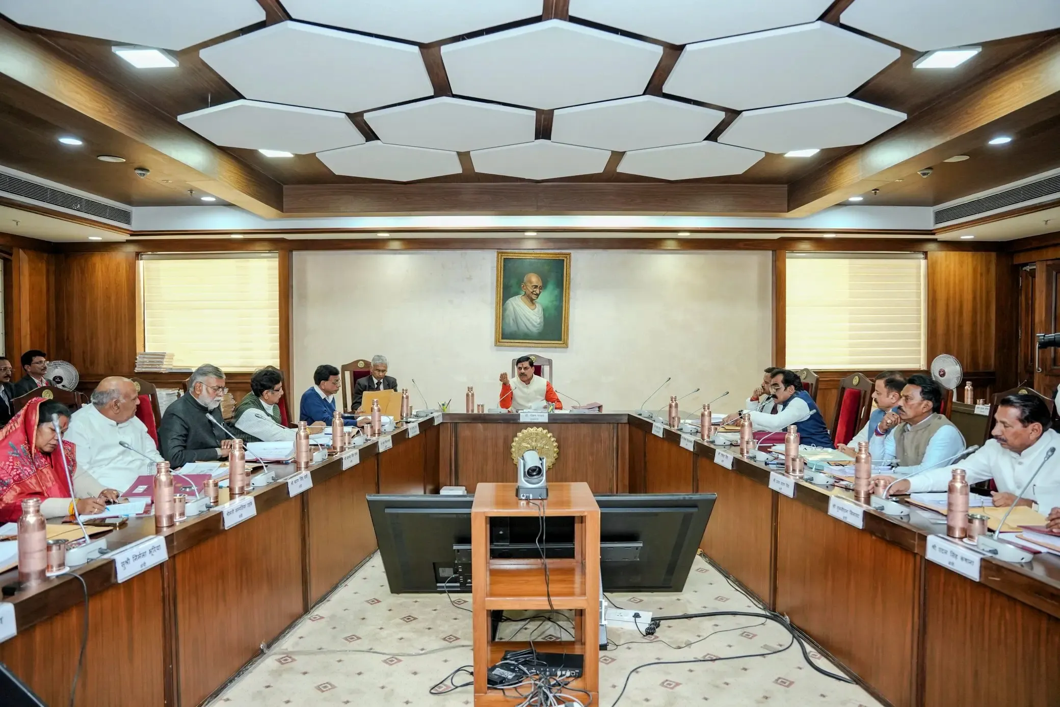 What New Infrastructure and Irrigation Projects Did the MP Cabinet Approve?