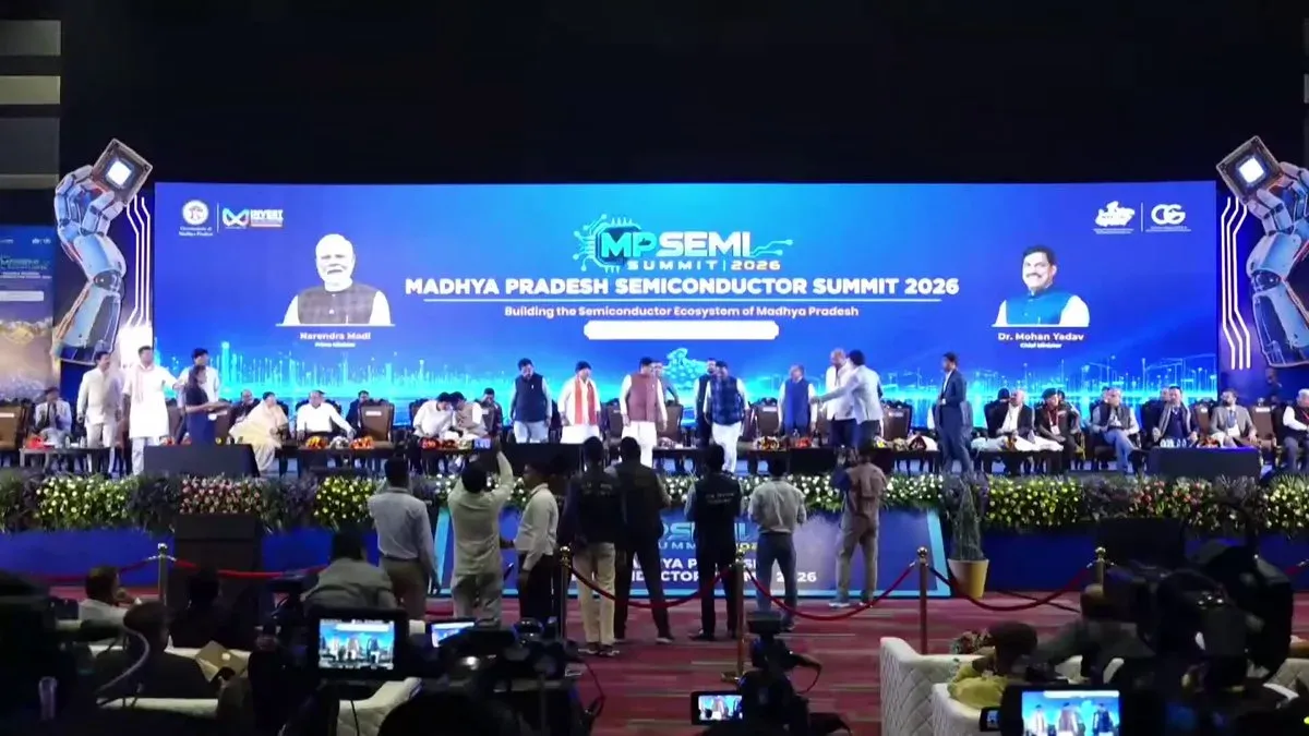 MP CM Mohan Yadav Launches Multilingual Semiconductor Policy at Indore Summit