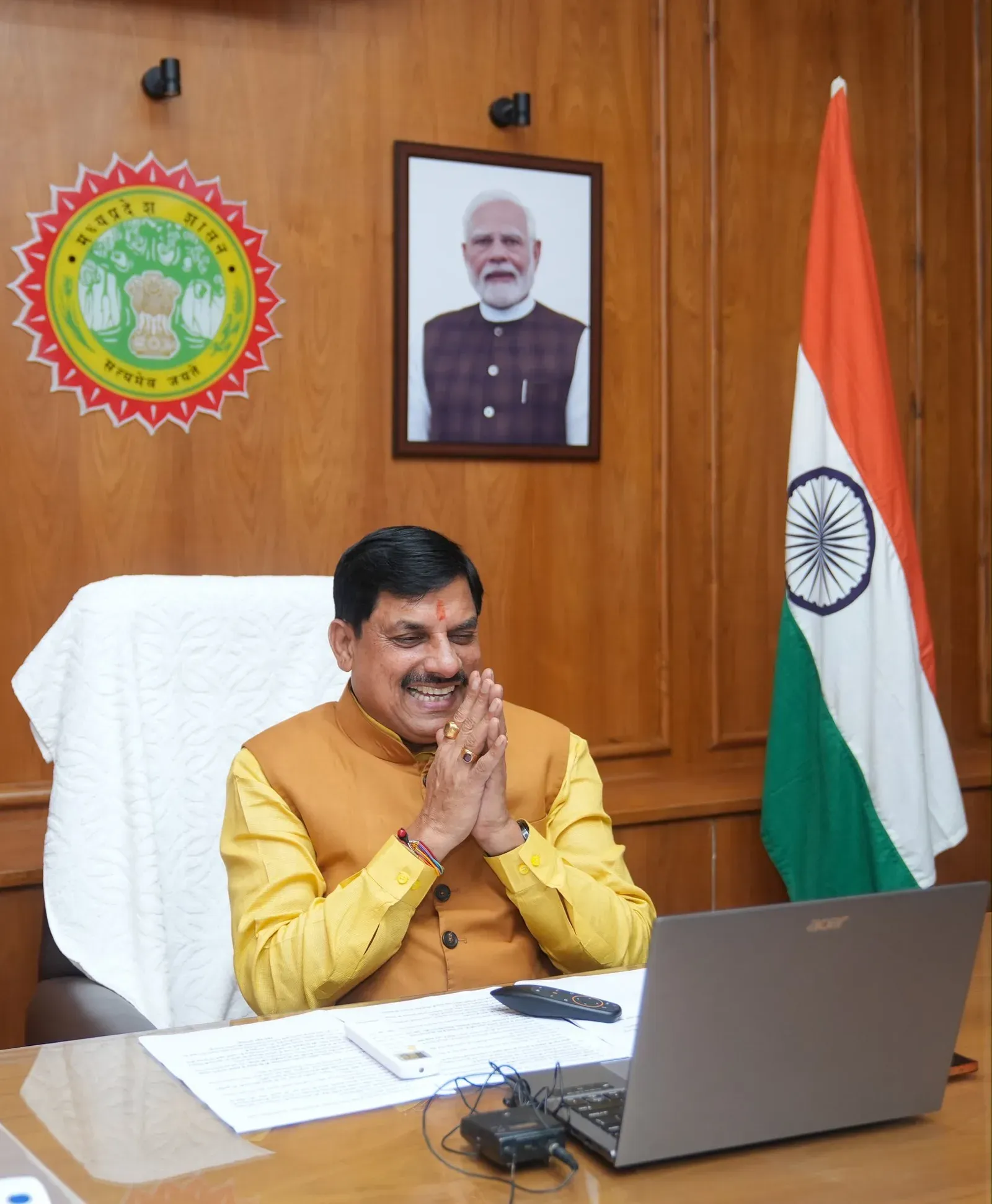 MP CM Mohan Yadav transfers compensation to banana farmers at Burhanpur fest