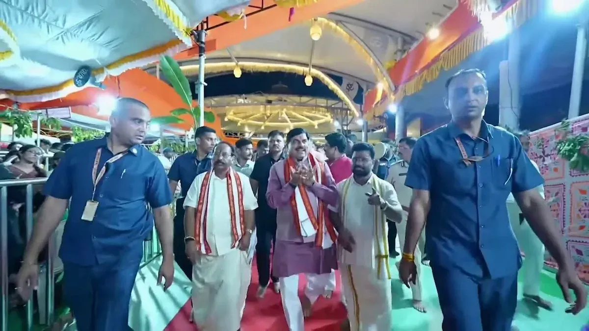 MP CM Mohan Yadav Visits Kanaka Durga Temple in Vijayawada