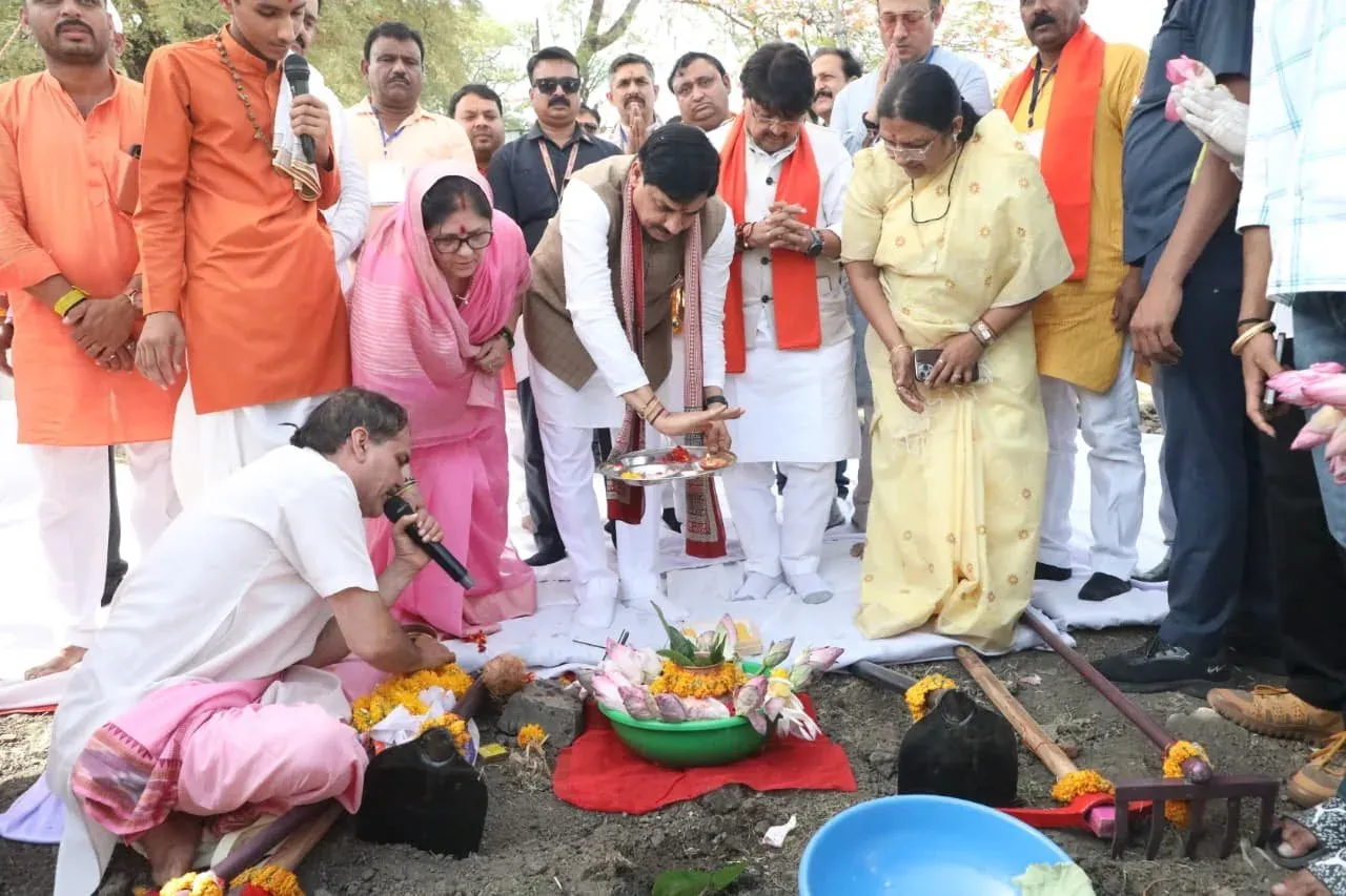 MP CMO highlights Jal Ganga Sanvardhan Abhiyan in Dhar