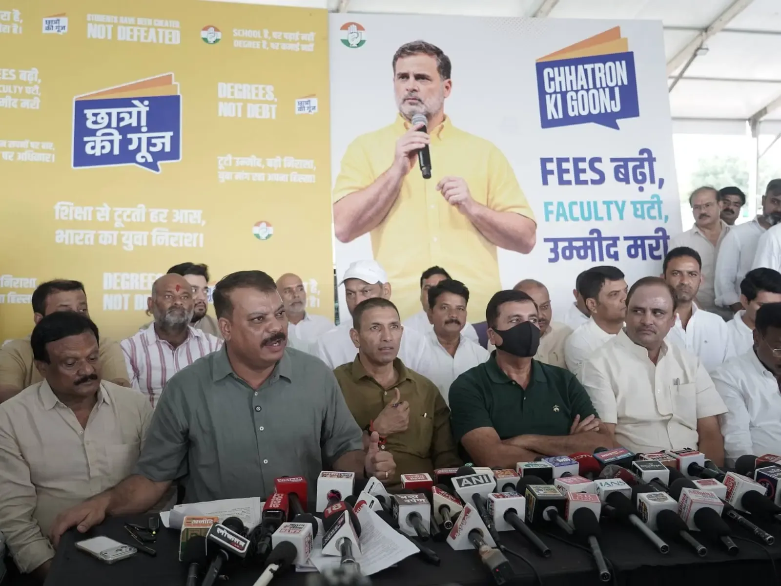 Rahul Gandhi's Indore 'Chhatron Ki Goonj': Congress flags 1.04 lakh vacant posts, 9.1% urban youth joblessness in MP