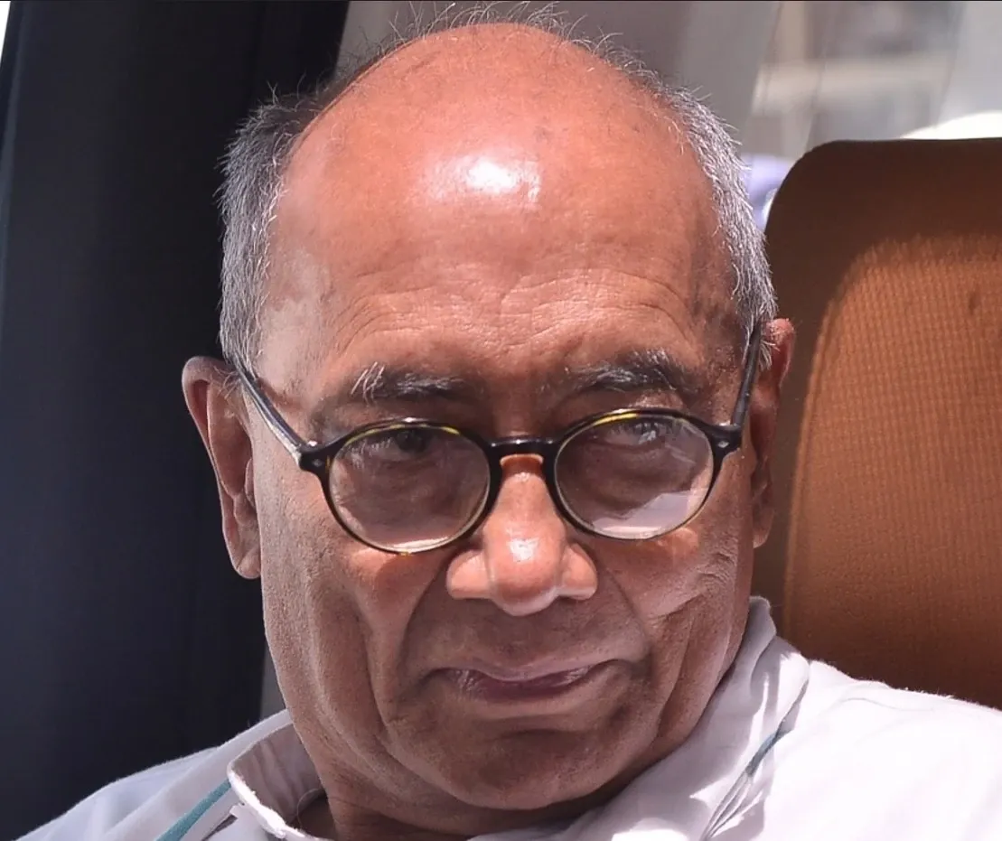 Did a Former Congress Leader's Relative Call for an FIR Against Digvijaya Singh?