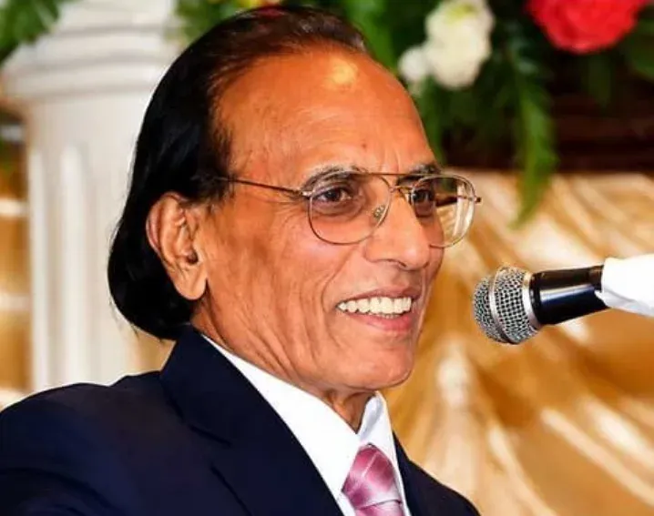 MP govt to institute literary award in memory of Urdu poet Bashir Badr