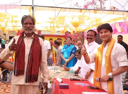 Union Minister Jyotiraditya Scindia Engages in Public Hearing in Guna Constituency