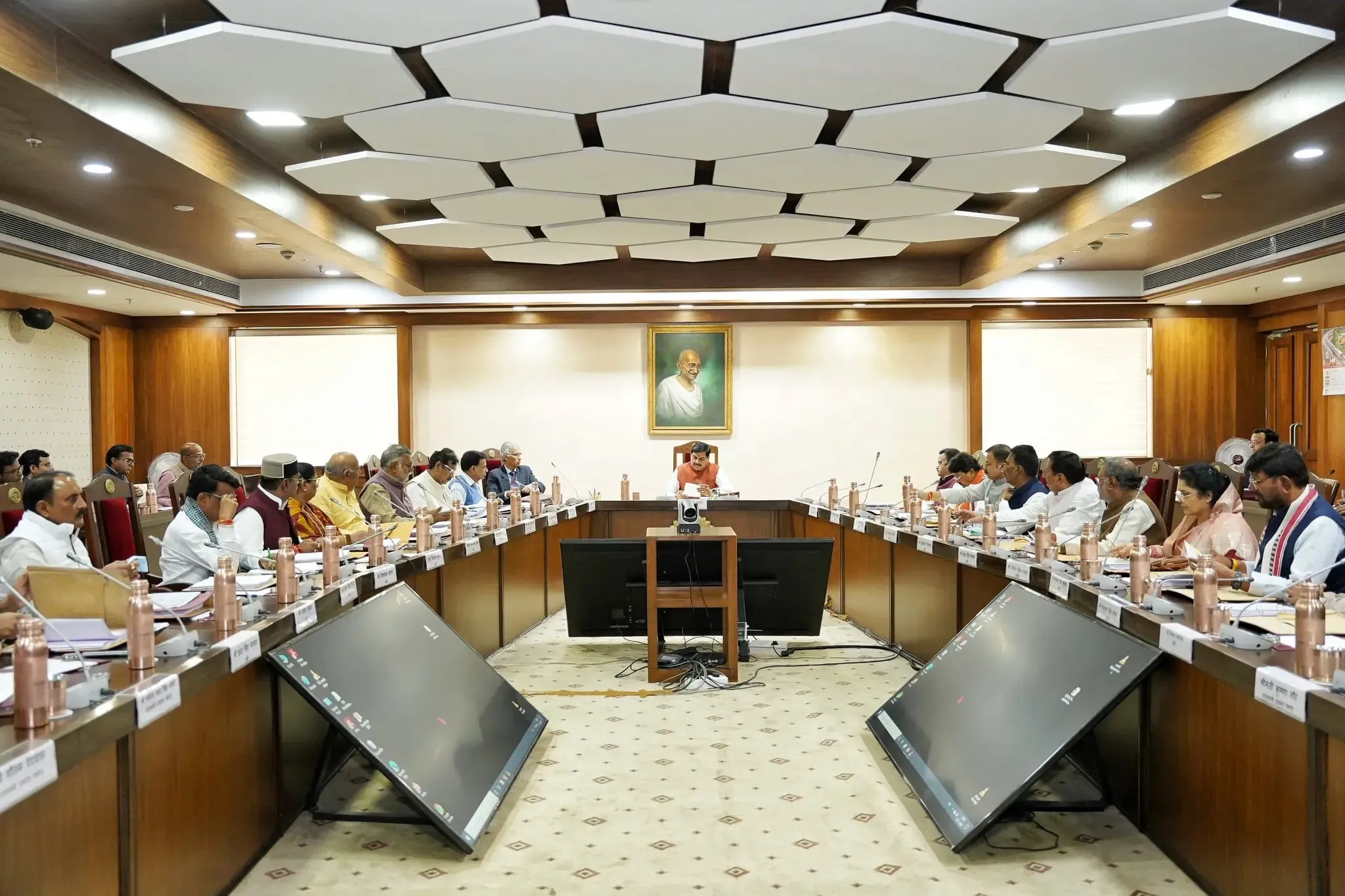 Will Madhya Pradesh Establish Dedicated Helipads for PM-Shri Heli Tourism Service?