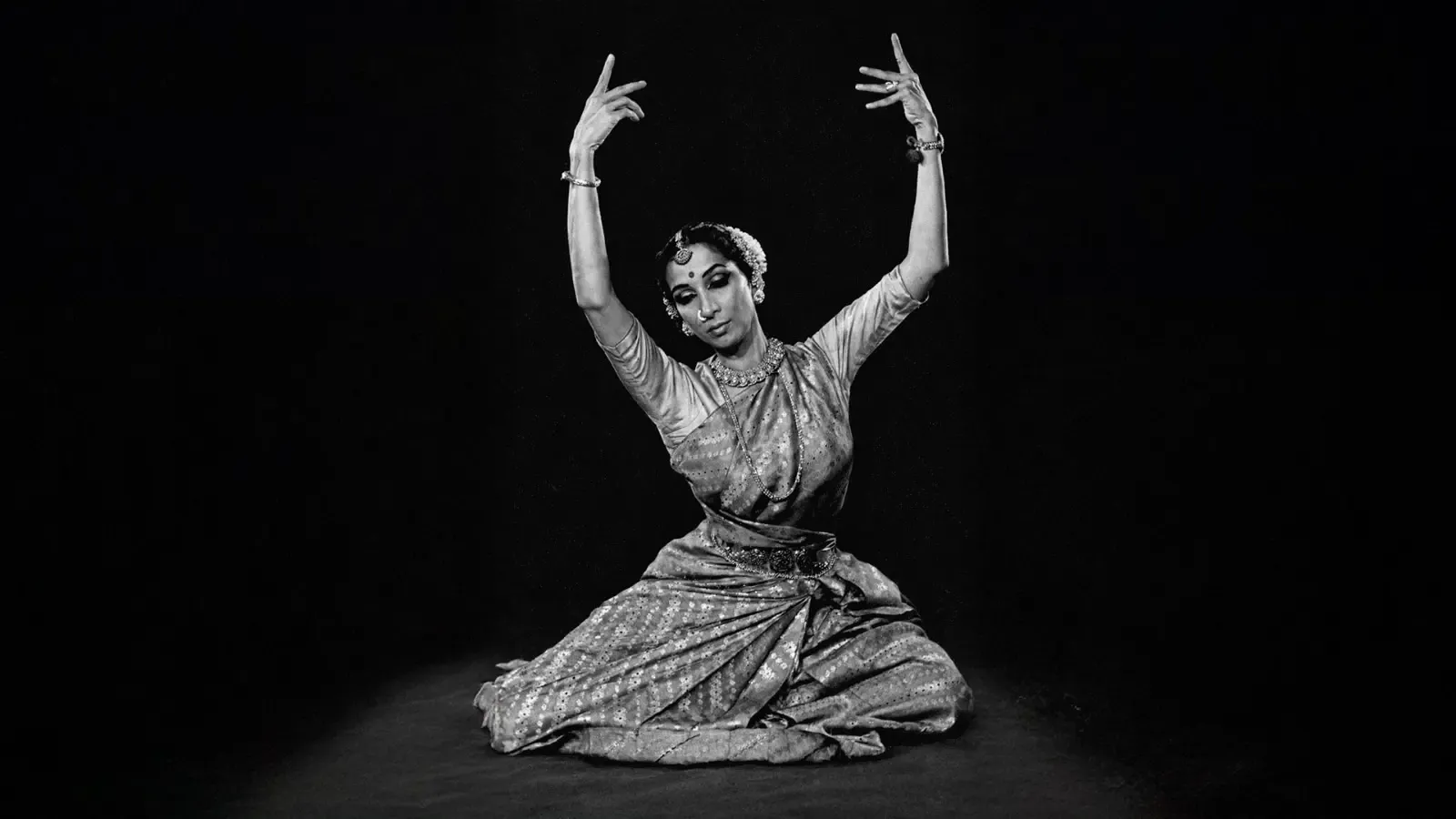 क्या मृणालिनी साराभाई भारत की प्रसिद्ध शास्त्रीय नृत्यांगना थीं जिनके नृत्य की हर मुद्रा कहती थी एक कहानी?