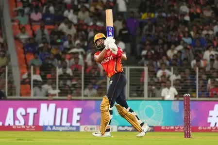 मुझे भरोसा है श्रेयस अय्यर पिछले सीजन वाला प्रदर्शन दोहराने में सफल रहेंगे: इरफान पठान