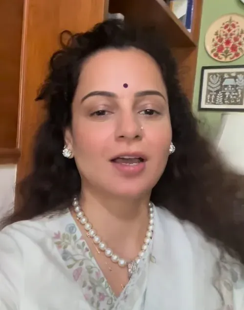 कंगना रनौत बोलीं — 'जागरूक हिंदू बनना चाहती हूं', विचारधारा बदलने के अधिकार पर उठाए सवाल