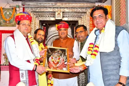 मुख्यमंत्री पुष्कर सिंह धामी ने तीर्थराज पुष्कर स्थित श्री ब्रह्मा जी मंदिर में की पूजा-अर्चना 
