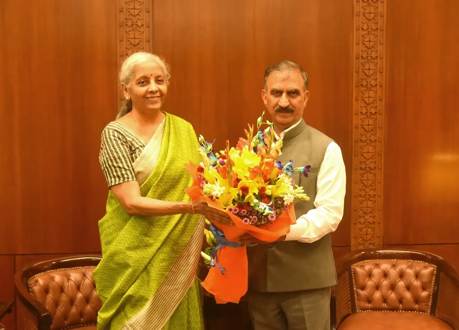 क्या सीएम सुखविंदर सिंह सुक्खू ने वित्त मंत्री निर्मला सीतारमण से मुलाकात कर हिमाचल के लिए विशेष सहायता मांगी?