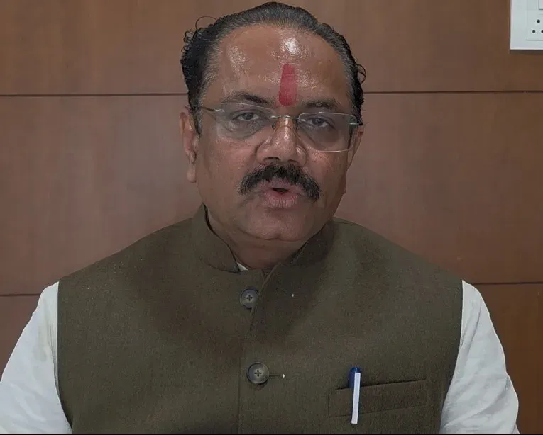 मुख्यमंत्री उपकरण योजना 2026-27: खेती के औजार खरीदने की डेडलाइन 15 दिन बढ़ाई, जीतू वाघानी का ऐलान