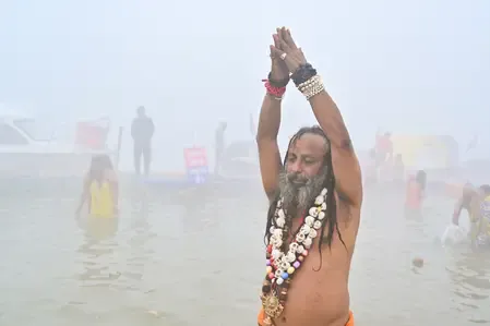 सीएम योगी आदित्यनाथ ने प्रयागराज में चल रहे माघ मेले की तैयारियों की समीक्षा की 