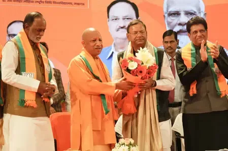 मुख्यमंत्री योगी बोले- बूथ ही रणभूमि, एसआईआर ही हथियार’, फर्जी वोटरों के खिलाफ आर-पार की लड़ाई का ऐलान
