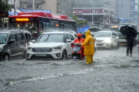 Mumbai extremely heavy rain alert: BMC issues high alert, 50-60 kmph winds forecast
