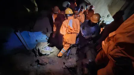 मुंबई के कुर्ला में भूस्खलन से चार लोगों की मौत, मृतकों के परिवार को 4 लाख मुआवजे की घोषणा