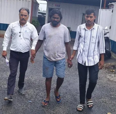 मुंबई लोकल ट्रेन में जान से मारने की धमकी: आरोपी रमजान कुरेशी गिरफ्तार, वीडियो वायरल होने पर हुई कार्रवाई