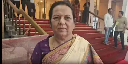मुंबई बारिश में 12 मौतें: शिवसेना एमएलसी नीलम गोर्हे ने माँगा मुआवजा, राम मंदिर विवाद पर भी बोलीं