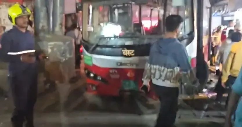 क्या मुंबई में बेस्ट बस के हादसे ने कई जिंदगियाँ लीं?