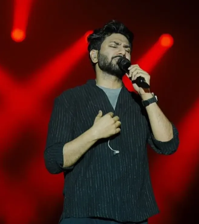 क्या मुंबई ने मेरे करियर को गढ़ने में अहम भूमिका निभाई है? 7 दिसंबर को लाइव कॉन्सर्ट करने जा रहे मिथुन