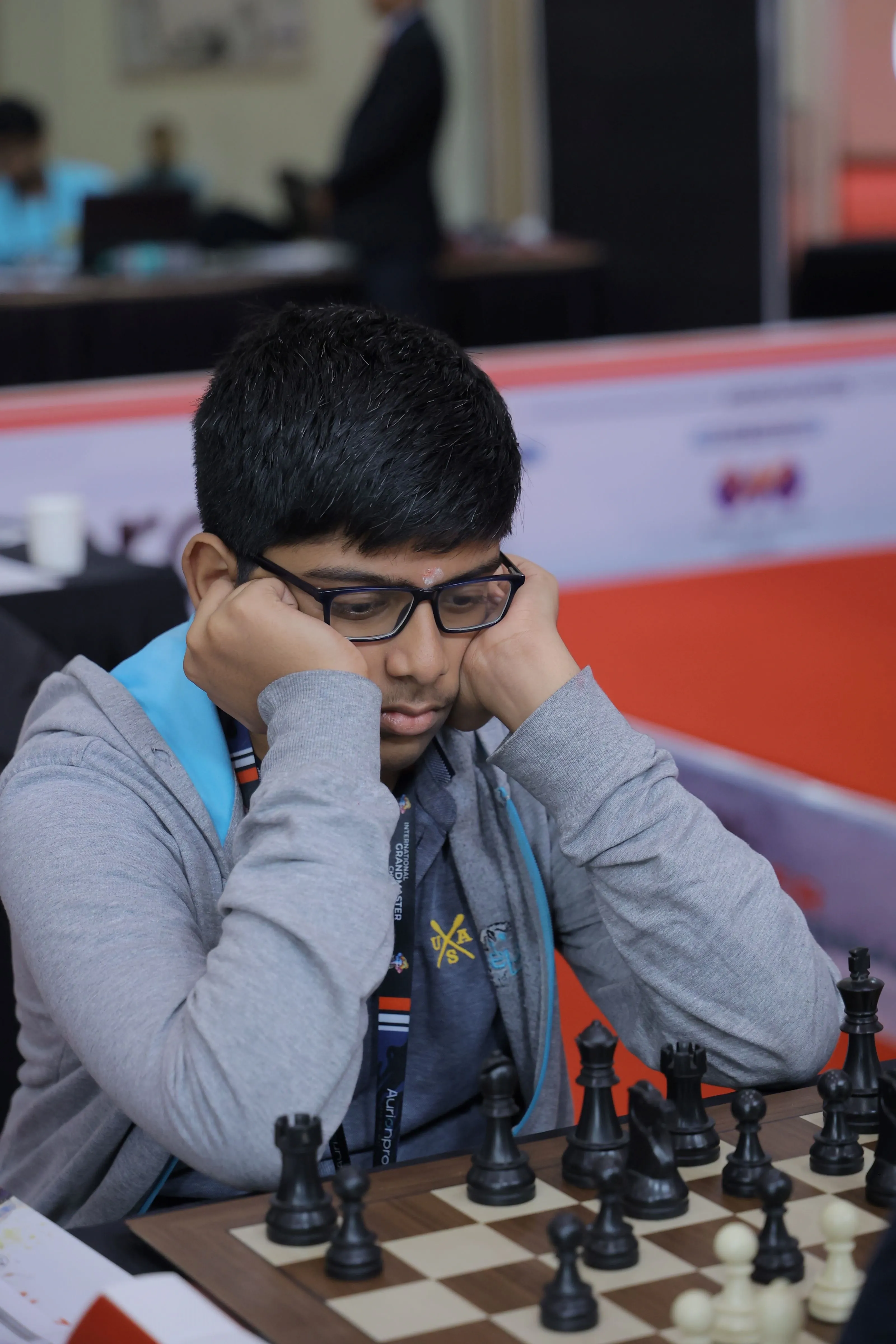 How Did Madhesh Kumar Upset GM Tornidze in Round 4?