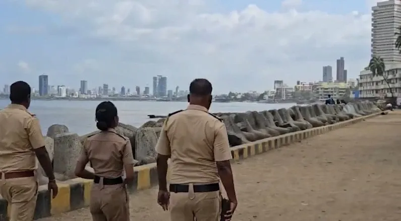 Did Mumbai Police's Helpline 112 Receive a Bomb Threat?