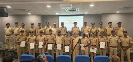 मुंबई पुलिस ने सफल अभियान में 1,541 चोरी और गुम हुए मोबाइल फोन किए बरामद