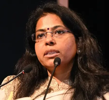 How Did Municipal Commissioner Shalini Agarwal Celebrate Surat’s Second Place in Swachh Survekshan 2024-25 Awards?
