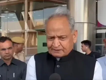 Gehlot Slams BJP's 'Washing Machine' After Raghav Chadha Joins