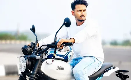 Murshidabad biker 'Suman Rider' killed in road accident near Krishnanagar
