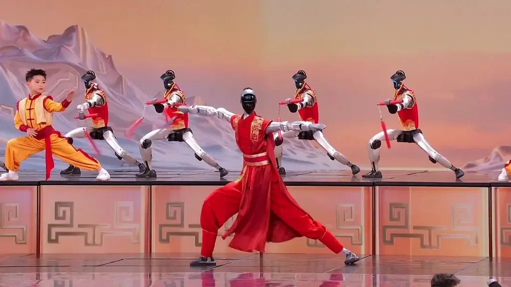 चीन के रोबोटों ने मुश्किल कार्यों को आसानी से करने की क्षमता साबित की