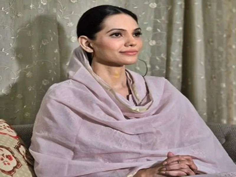 Why Did Muslim Rashtriya Manch Criticize Tejashwi Yadav Over the Waqf Act?