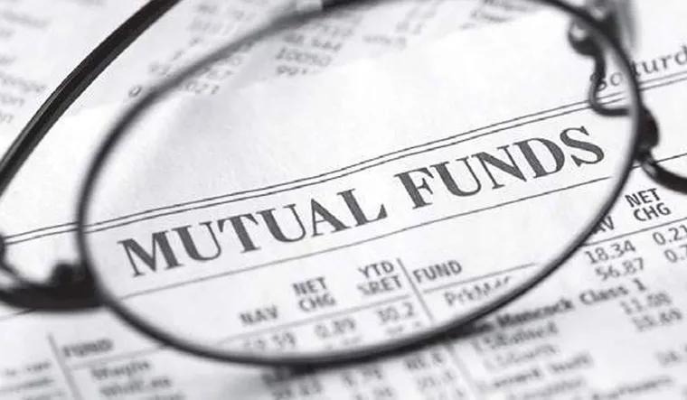 Did the Mutual Fund Industry Achieve a Record AUM of Rs 65.74 Lakh Crore in FY25?