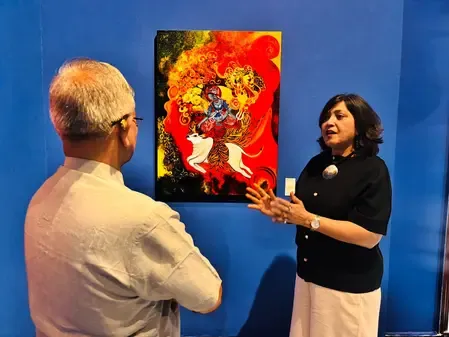 नारी शक्ति को कैनवस पर जीवंत किया शाइनी शर्मा ने, दिल्ली के बीकानेर हाउस में 'या देवी सर्वभूतेषु' प्रदर्शनी