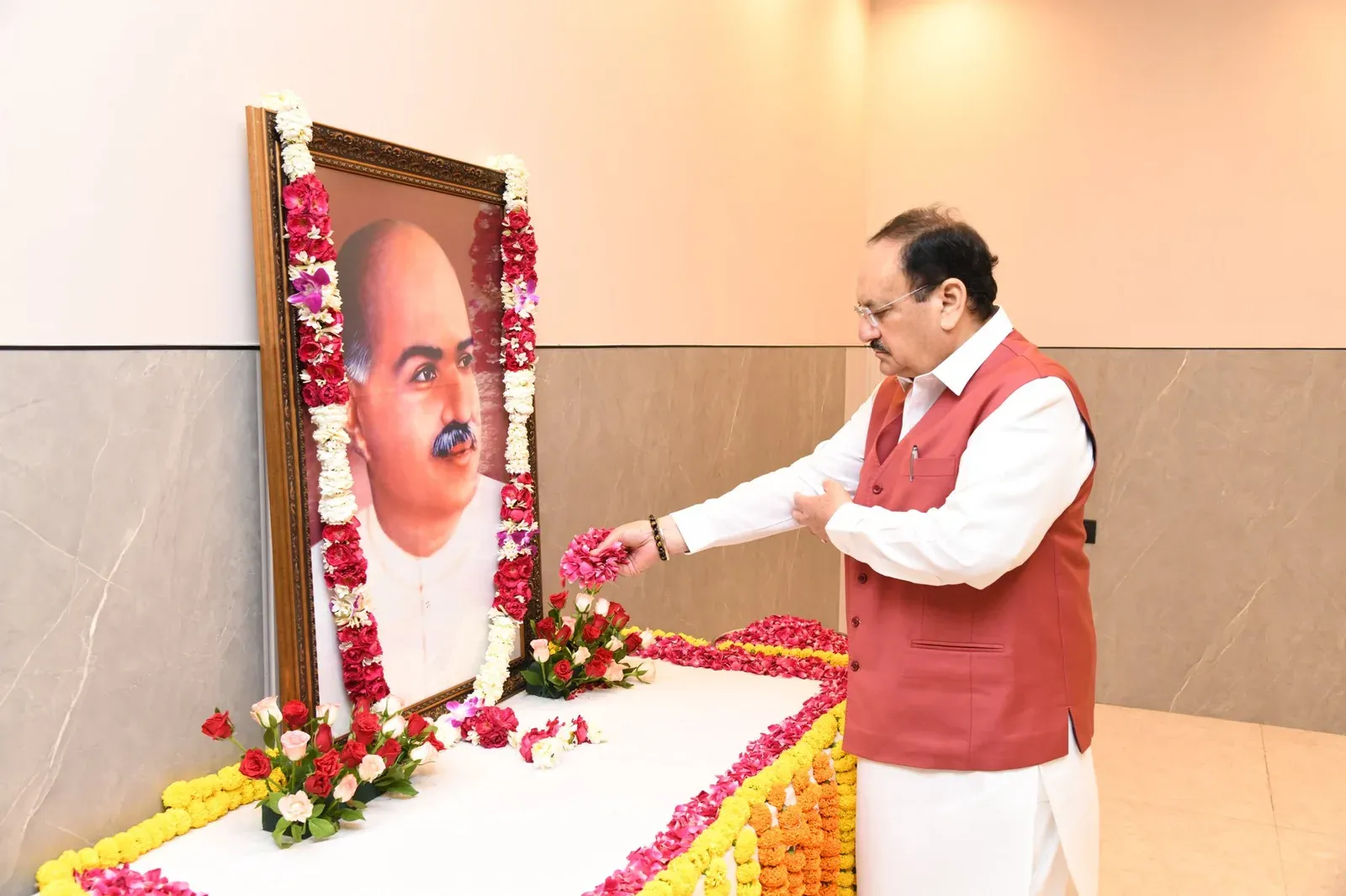Nadda pays floral tribute to Dr. Shyama Prasad Mookerjee on Balidan Diwas