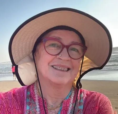 Nafisa Ali Shares Inspiring Image of Her Surgical Scar: 'Feeling Stronger'