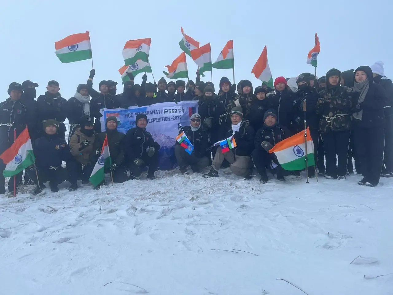 नागालैंड एनसीसी कैडेट्स ने माउंट सारामती पर चढ़ाई की, दिखाया अद्वितीय धैर्य और टीम वर्क