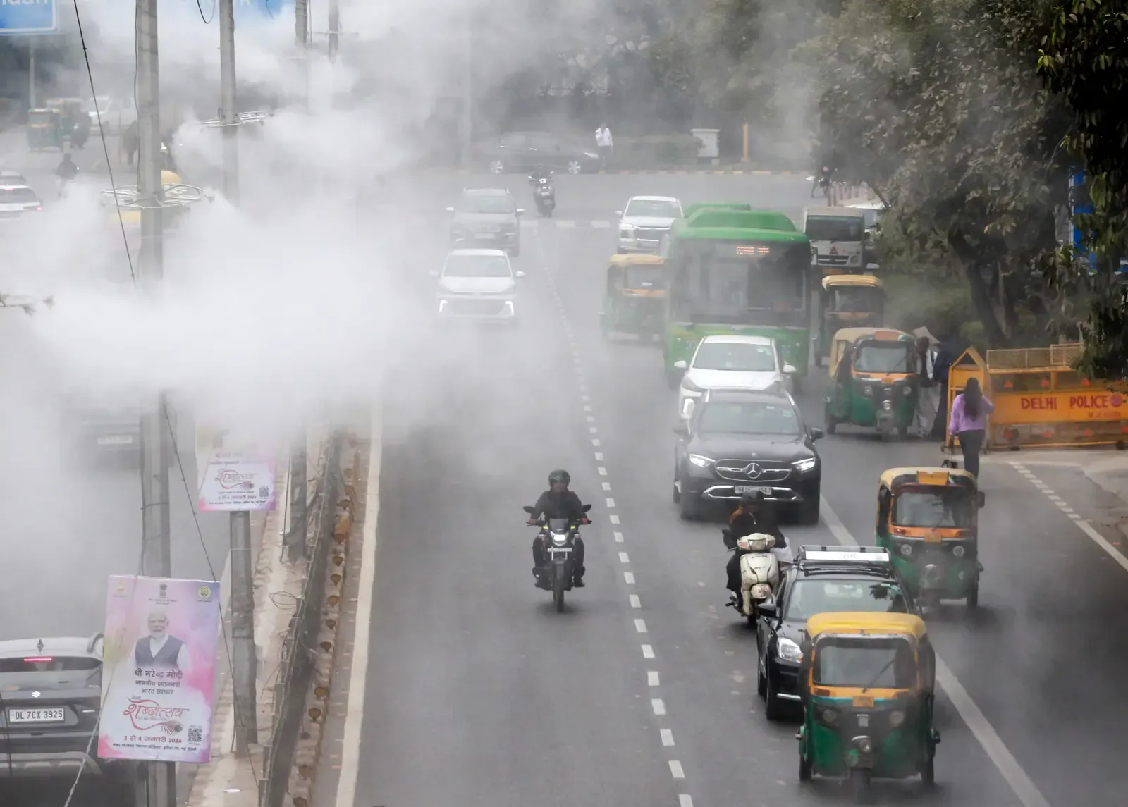 दिल्ली विंटर एक्शन प्लान 2026: 1 नवंबर से BS-6 से नीचे वाहनों पर रोक, नो PUC-नो फ्यूल नीति लागू